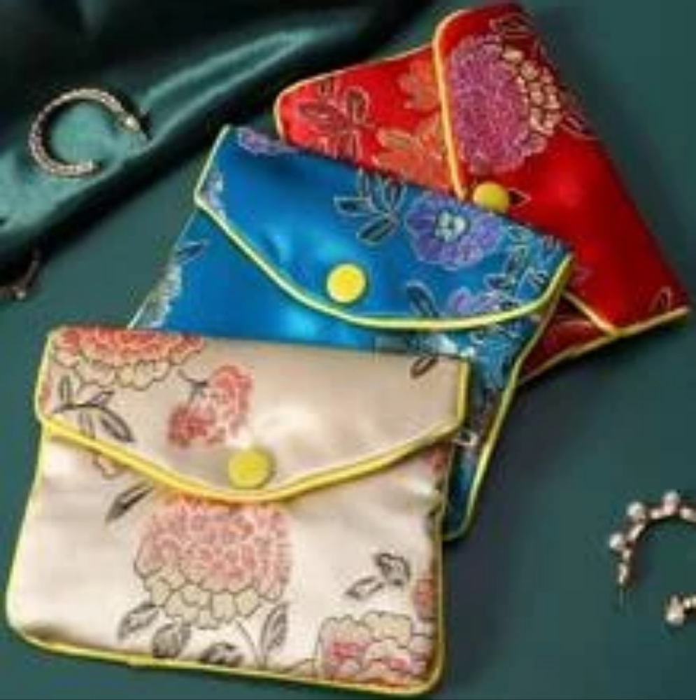 🌺Asian Style Jewelry Pouch